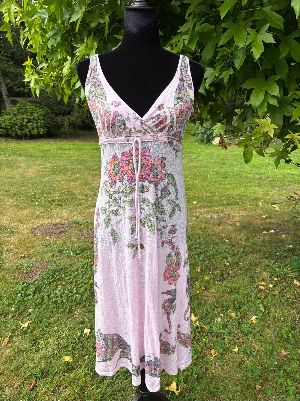 Butterfly Dropout Light Pink V-Neck Summer Dress